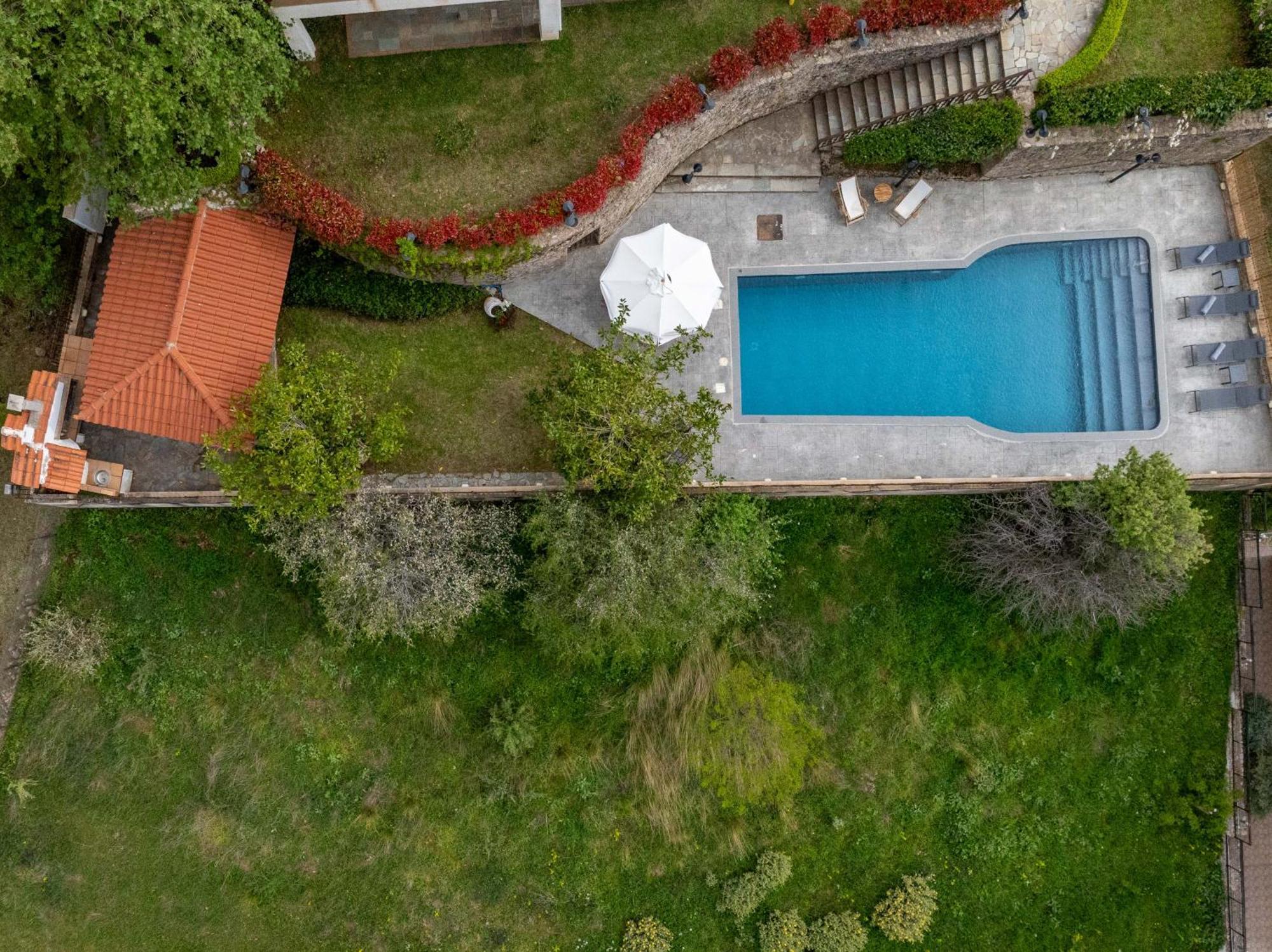 Traditional Luxury Villa Armonia Егіо Екстер'єр фото
