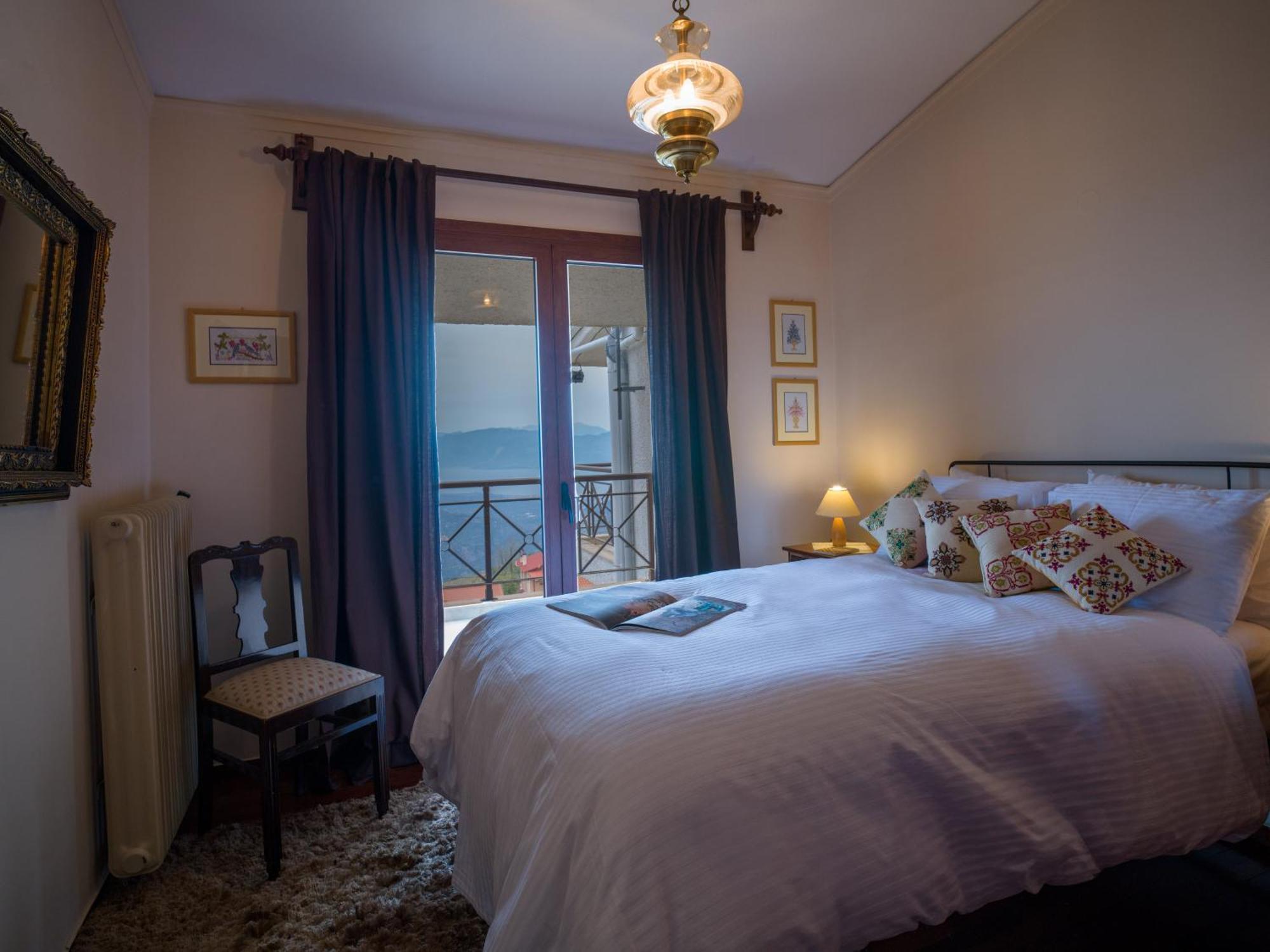 Traditional Luxury Villa Armonia Егіо Екстер'єр фото